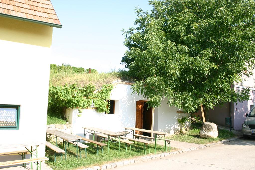 Weingut Martinshof Hotel Sankt Ulrich  ภายนอก รูปภาพ